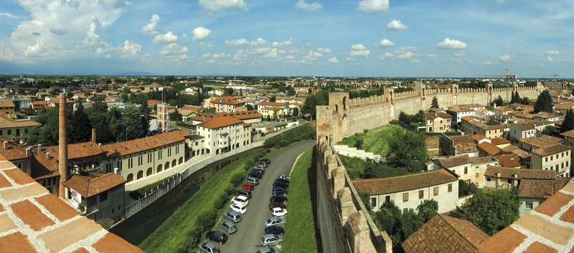 panoramica di Cittadella (Padova)