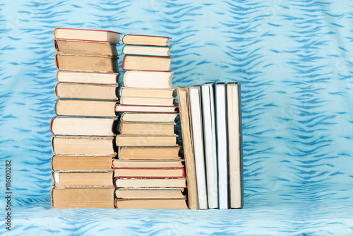 knowledge gained from books vs knowledge knowledge gained from books vs knowledge