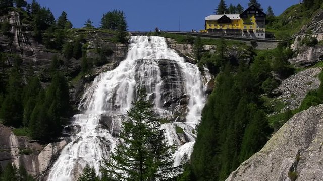  La Cascata del Toce 