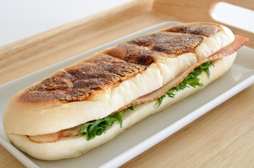 ベーコンパニーニ