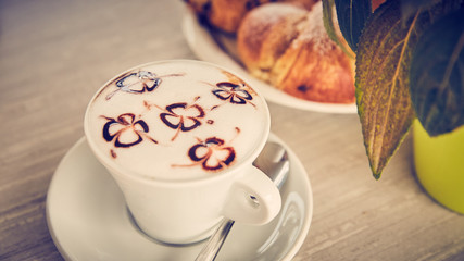 Colazione con cornetti