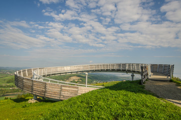Fototapeta na wymiar Platforma widokowa Wola Krogulecka -Barcice panorama na Rytro ,zamek i Dolinę Popradu 