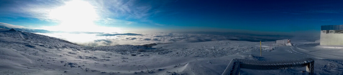 Obraz premium Mountain peak winter look
