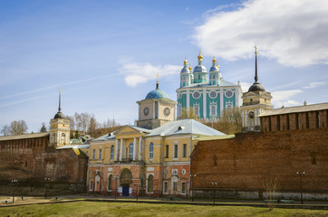 Fototapeta na wymiar Holy assumption Cathedral. Smolensk. Russia. View from bridge. S
