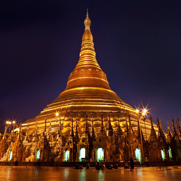 Shwedagon pagoda night view in Yangon, Myanmar
