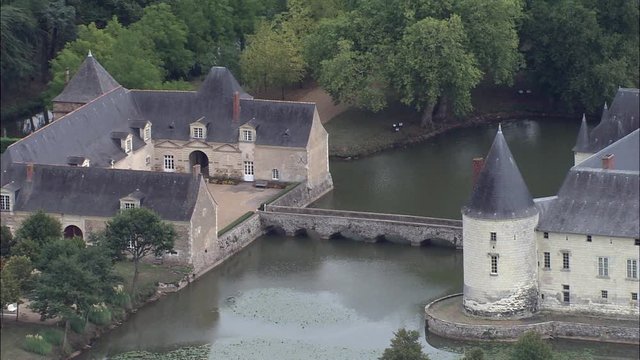 Chateau De Plessis Bourre, Tight On Bridge Link Chateau To Gatehouse