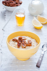 Oatmeal Porridge with Honey