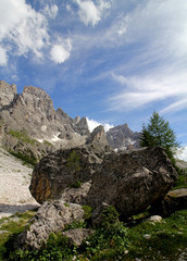 Fototapeta premium le Pale di San Martino dalla Val Venegia