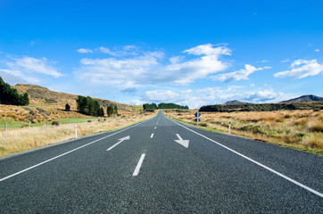 Beautiful highway scene in New Zealand