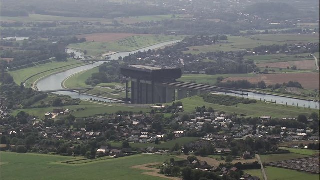 New Canal Lift At Ronquireres, clined Plane