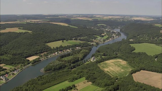 Villages, La Meuse River