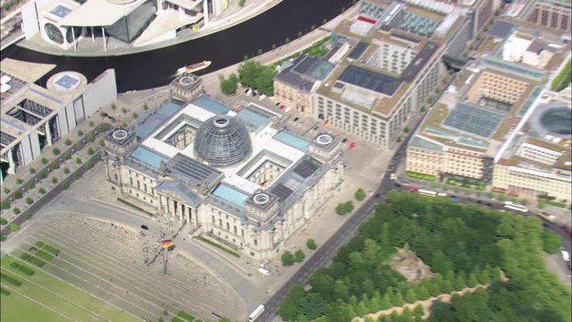 Revealing The Reichstag