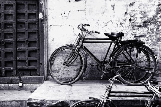 Black and white old bicycle 