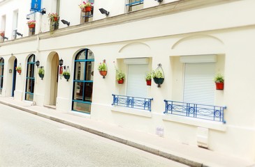 Une rue de Paris (effet peinture.)