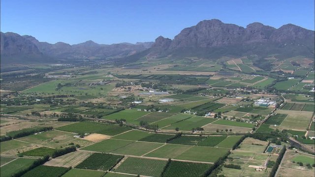 Valley Leading To Franschhoek