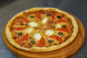 Classic cheese pizza