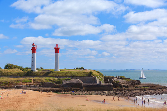 Phares et fortifications de l'&icirc;le d'Aix