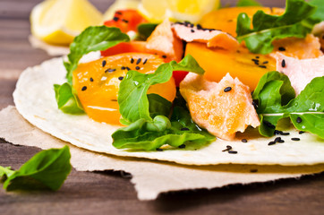 Flat bread with salmon