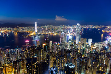 Naklejka premium Hongkong nocą