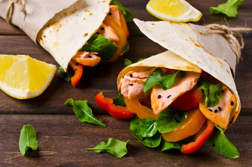 Flat bread with salmon