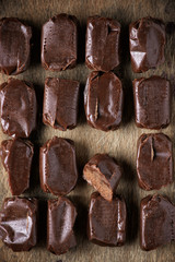 Chocolate flavor toffee