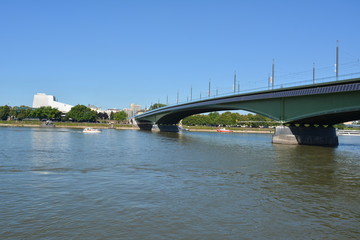 Bonn, Rhein, Kennedy Brücke