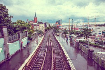 Obraz premium Hochbahn am Hamburger Hafen
