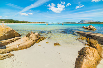 yellow rocks in Cala Brandinchi