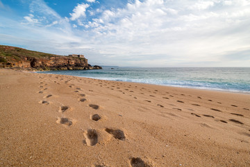 Wybrzeże Portugalii - piasek i ocean - obrazy, fototapety, plakaty
