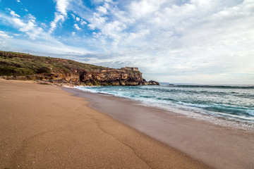 Wybrzeże Portugalii - piasek i ocean
