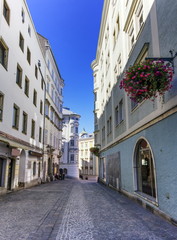 Fototapeta na wymiar Street in old city, Linz, Austria