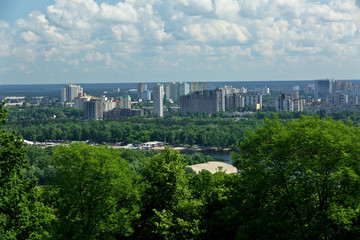 Fototapeta na wymiar Beautiful panoramic view of city