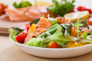 Smoked salmon salad