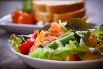 Smoked salmon salad