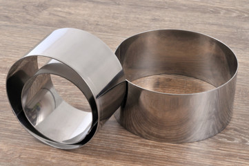 Des emporte-pièce en inox