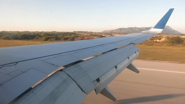 landing of aircraft at the airport of Kos. Boeing 737-800, Greece, airport Hippocrates.