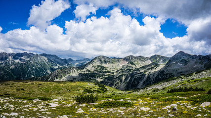 Fototapeta na wymiar Beautiful view of the Pirin Mountain, Bulgaria