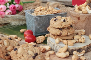 oatmeal cookies with chocolate and nuts is delicious.