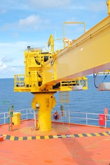 Crane, Crane winch, Steel wire rope drum on crane offshore wellhead remote platform, Energy and petroleum industry