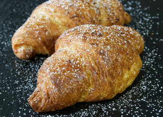 Nuss-Nougat-Croissant