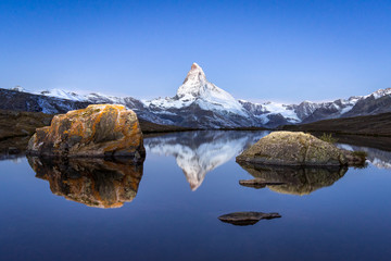 Stellisee und Matterhorn bei Zermatt, Schweiz