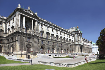 Obraz premium Back side view of Hofburg building in Vienna, Austria