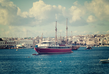 Fototapeta premium boats lying at Sliema Creek