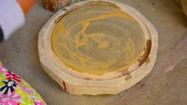 Video 1080p - Production of fresh Thanaka traditional way. Burma, Bagan