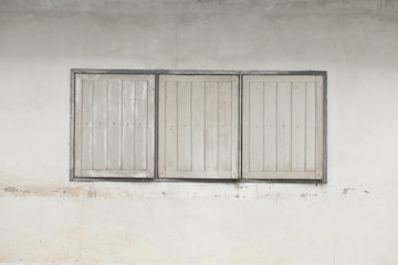 Obraz na płótnie Canvas Old white window