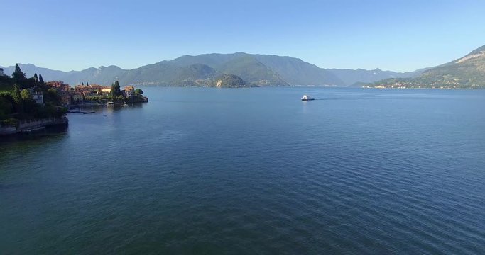 Aerial 4k - Varenna - Lago di Como (IT) - Ferry in navigazione