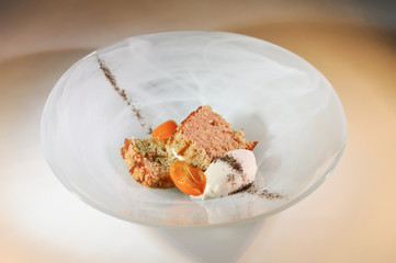 Pain d'épice, crème et kumquat 