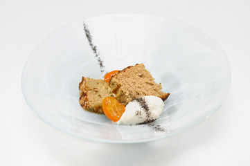 Pain d'épice, crème et kumquat 