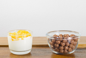 Yogurt and cereal