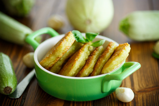 fried zucchini fritters